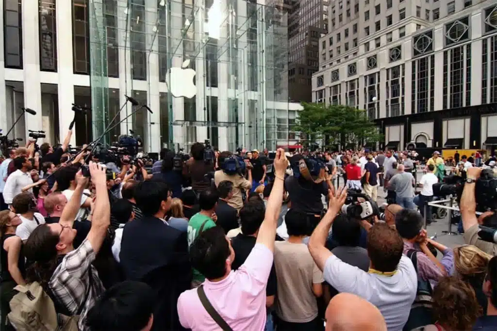 iPhone: Джаджата, която преосмисли съвременния живот