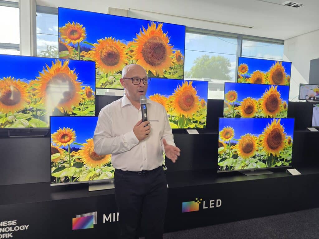 Panasonic представи новите си OLED и LED телевизори за 2025 г. на специално събитие в Германия