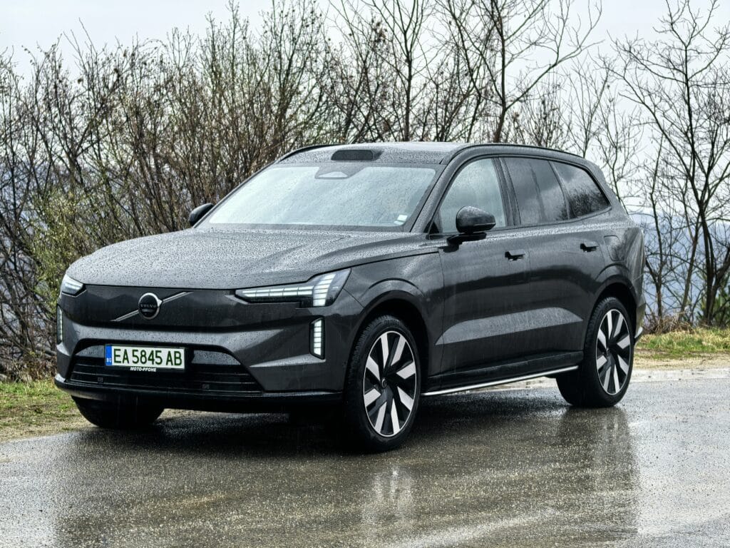 Volvo EX90: Мозъкът на NVIDIA, душата на Скандинавия
