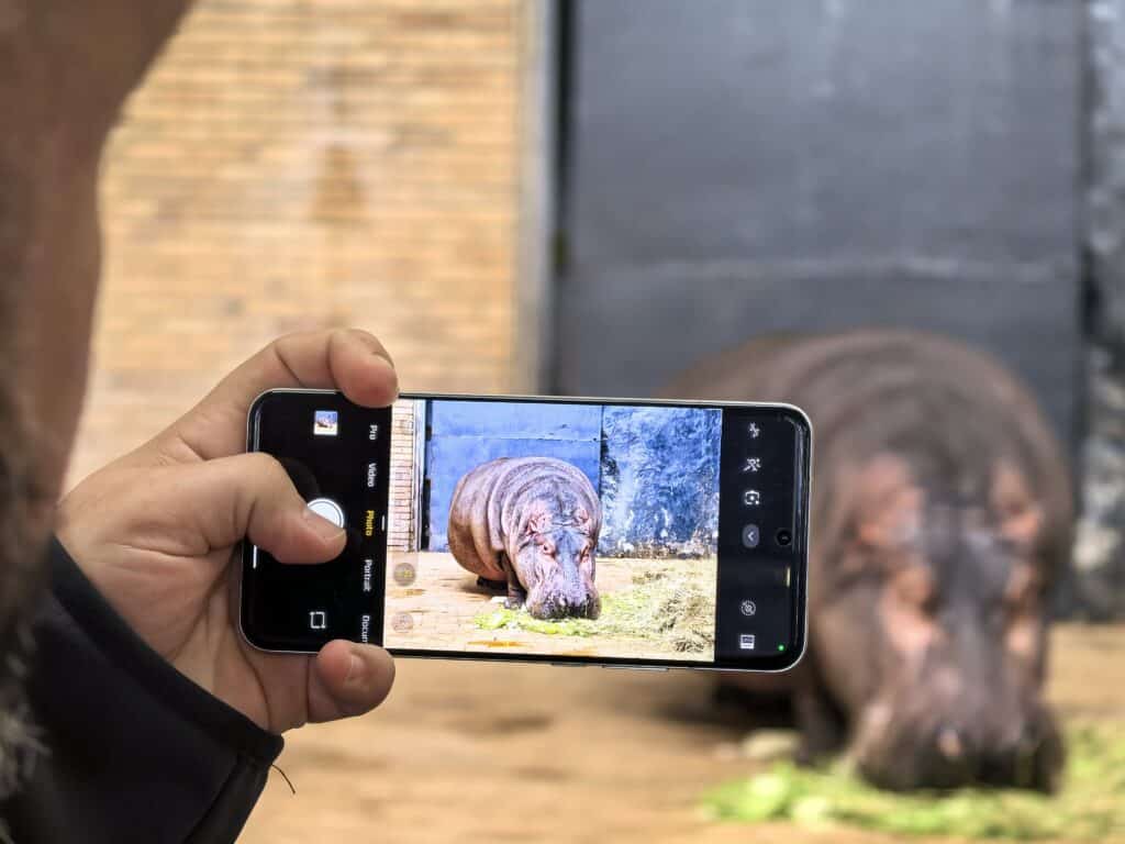 Светлина, скорост, изкуствен интелект: Xiaomi 15 Ultra пренаписва правилата