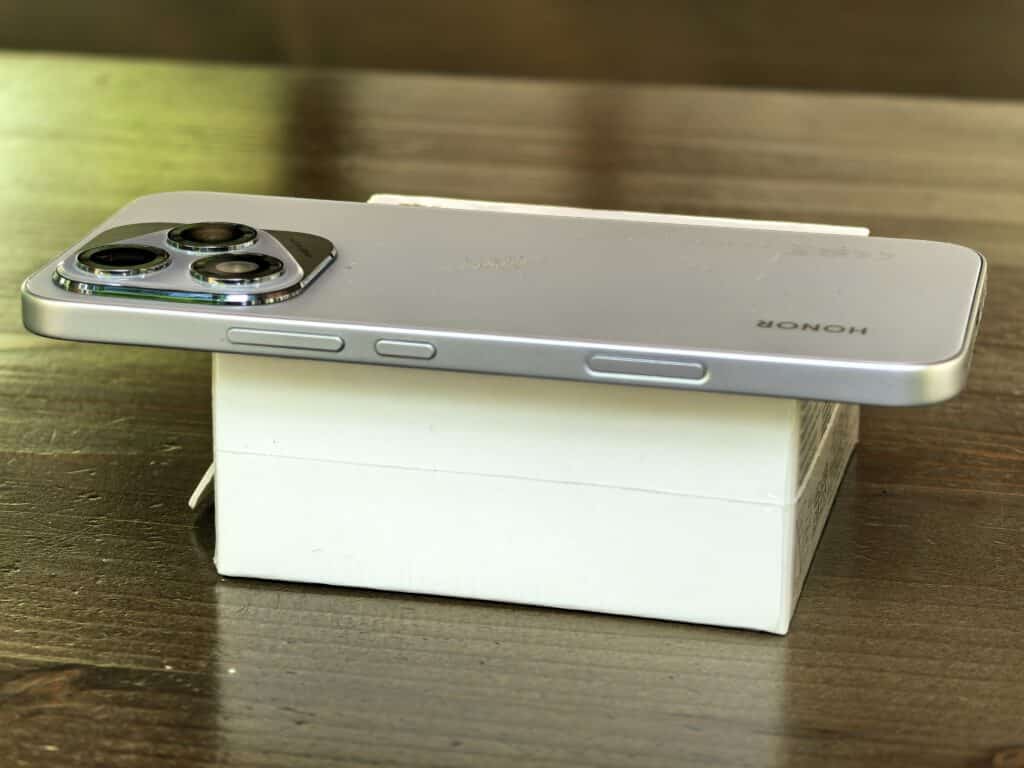 Honor 400 Lite: Най-доброто, което Android може да предложи в този ценови клас