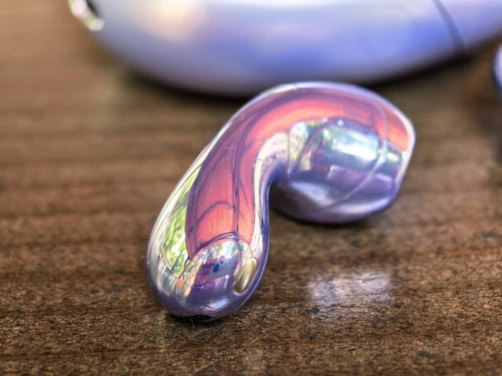 Huawei FreeBuds 6: Капка дизайн, океан от звук