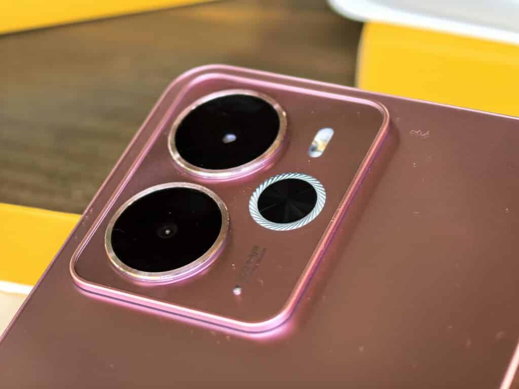Realme 14 и 14T: Когато изборът не е лесен, но е приятен