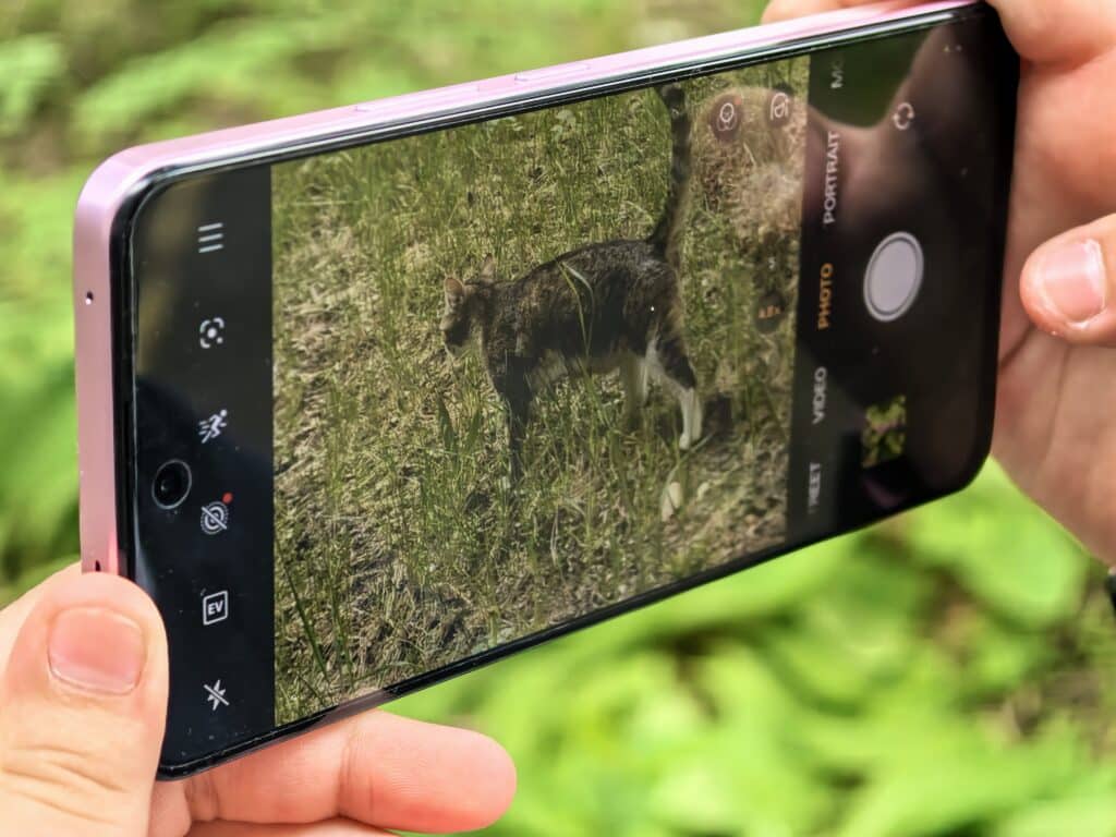Realme 14 и 14T: Когато изборът не е лесен, но е приятен
