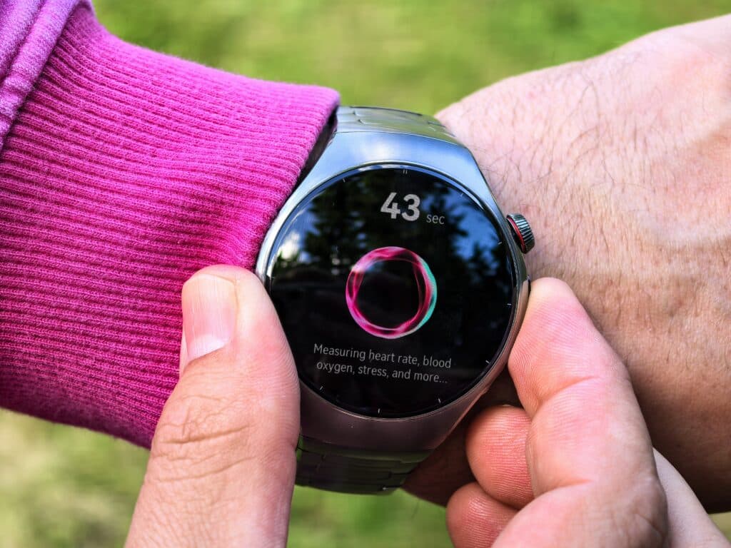 Huawei Watch 5 – новата ера на носимите технологии започва от китката ти