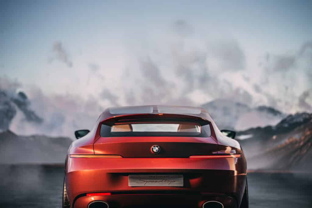 И тази година BMW представя ексклузивен прототип за малка серия на езерото Комо: BMW Concept Speedtop