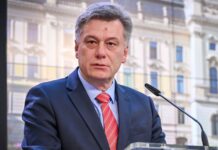 Биткойн дарение от наркобос свали чешкия министър на правосъдието