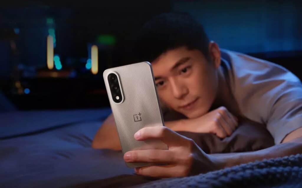 OnePlus представи достъпните флагмани Ace 5 Racing и Ace 5 Ultra