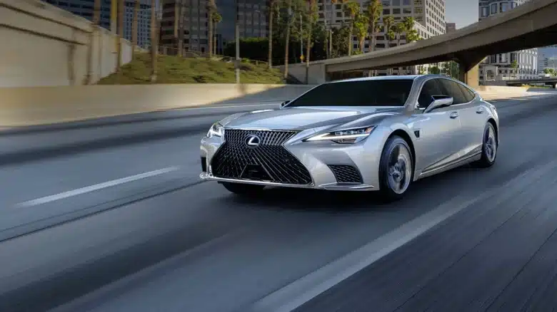 Дали Lexus означава нещо? Истината зад мистериозното име на бранда