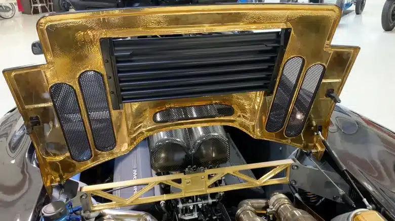 В двигателя на болида McLaren F1 се използва истинско злато: ето защо