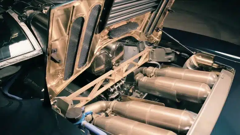 В двигателя на болида McLaren F1 се използва истинско злато: ето защо