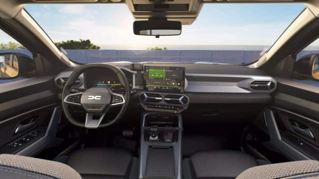 Евтиният кросоувър Dacia Bigster получи огромен пробег