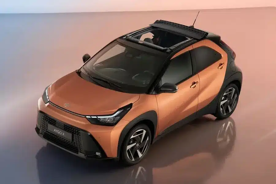 Toyota замени двигателя на най-малкия модел Aygo X с хибрид със 114 конски сили