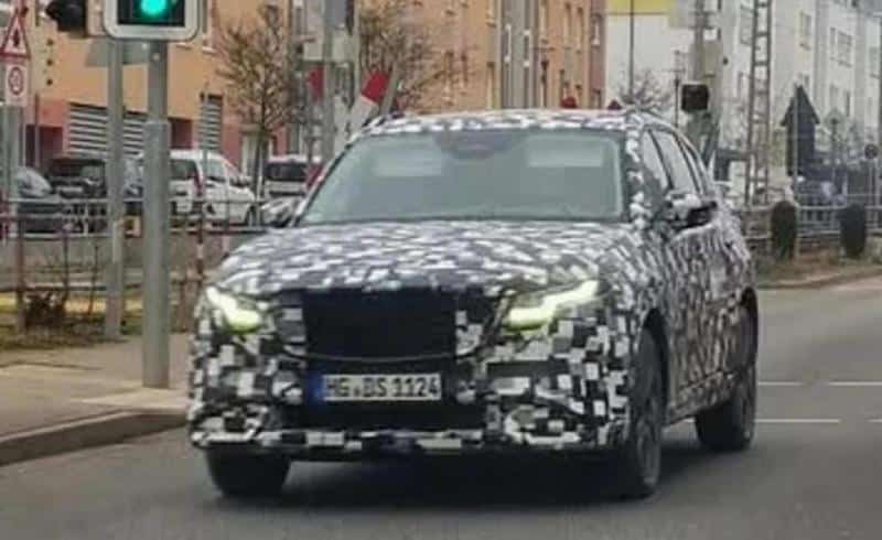 Новото поколение Mazda CX-5 ще има общи черти с Toyota RAV4