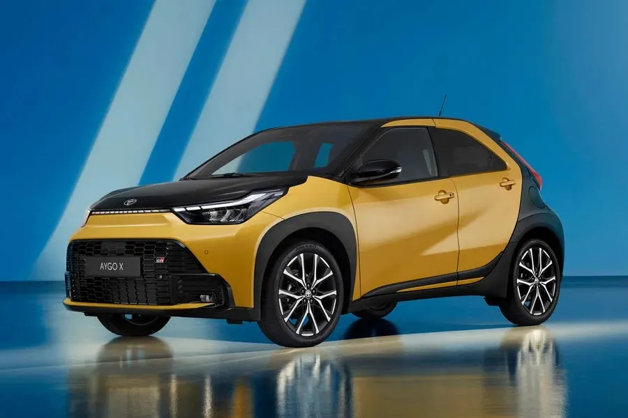 Toyota замени двигателя на най-малкия модел Aygo X с хибрид със 114 конски сили