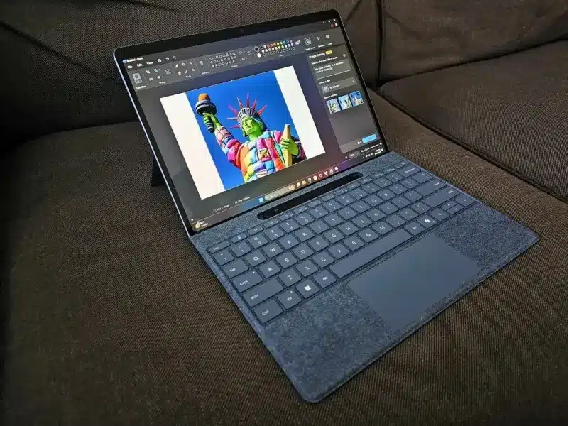 Залогът на Microsoft за Copilot+ PC е неуспешен, но компютрите с изкуствен интелект все пак ще завладеят пазара