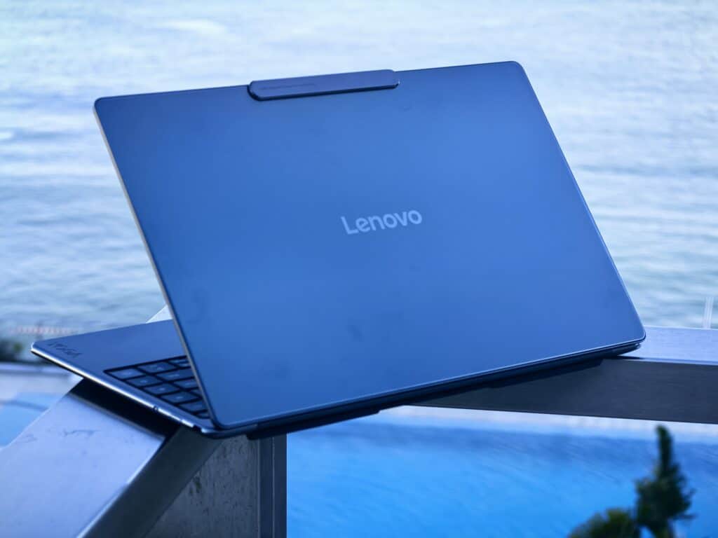 Lenovo Yoga Slim 9 14ILL10: Най-елегантният начин да си продуктивен