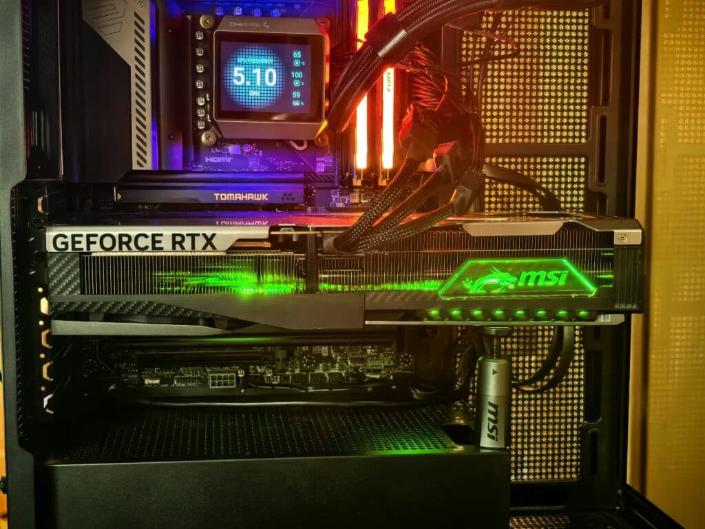 MSI RTX 5080 Vanguard – Звярът, който не реве. Само побеждава