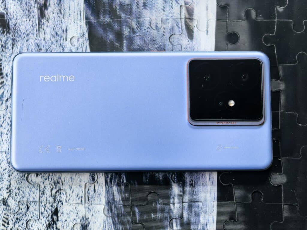 Realme GT 7: Умен, бърз и зареден – както трябва да бъде един телефон през 2025 година