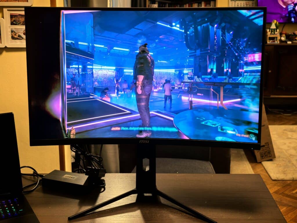 MSI MAG 321CUPDF: Геймърският портал към два свята – 4K реализъм и 320Hz скорост