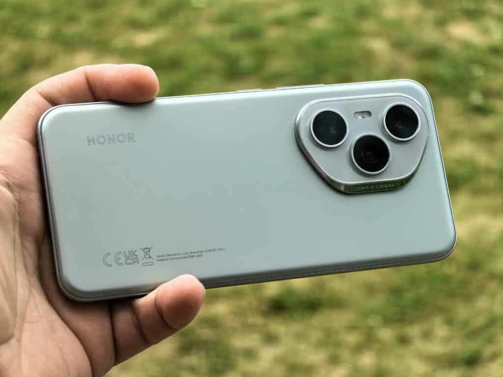 Honor 400 Pro: Телефон с камера за изложба, мозък на флагман и цена на разумен човек