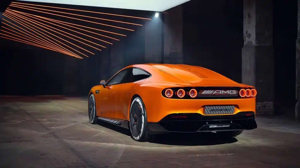 AMG се завръща с гръм и ток: електрическият GT XX е чудовището от бъдещето