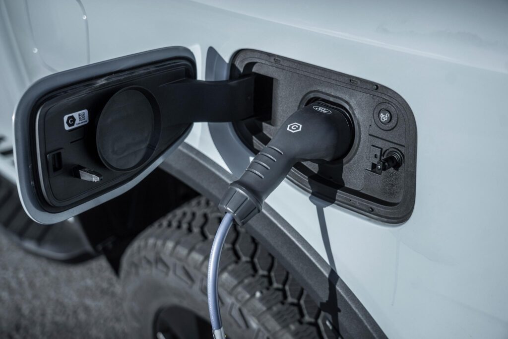 Ford представи официално Ranger Plug-In Hybrid