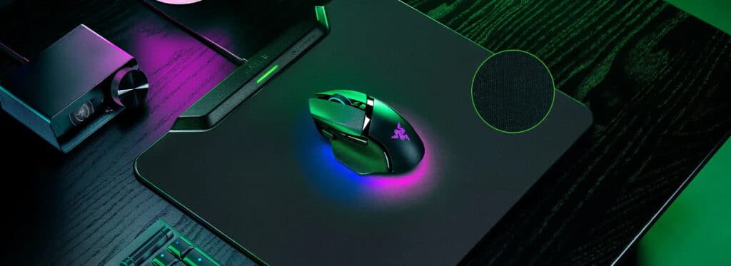 Razer представи геймърската подложка HyperFlux V2, която ще зарежда мишката ви, докато я използвате