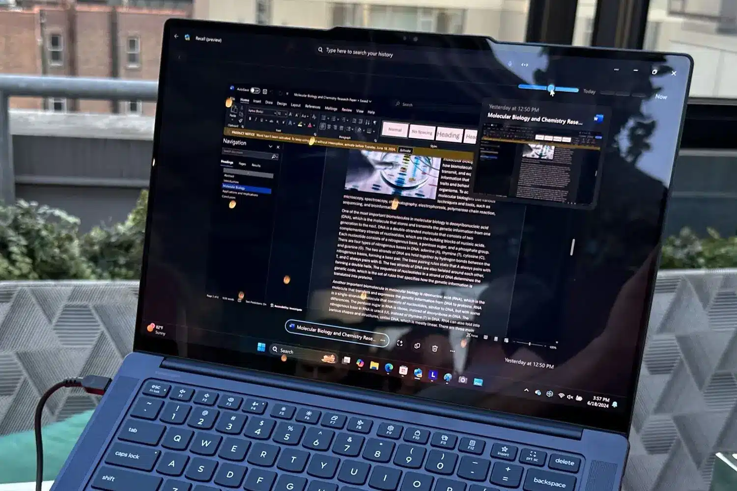 Внимание. Новият Windows тихо прави снимка на екрана ви всяка секунда. Но не и в Европа