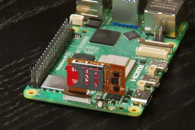 Дръзко проникване: Хакери инсталираха Raspberry Pi с 4G в голяма банкова мрежа в търсене на богатство