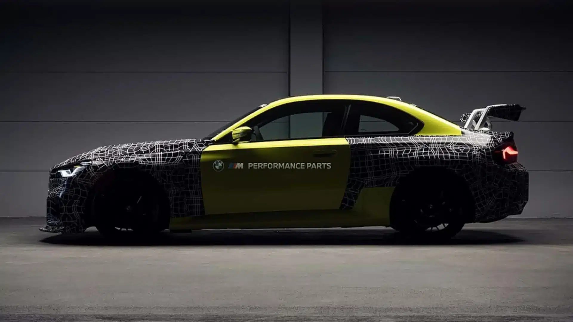 BMW M2 ще се трансформира в състезателен автомобил