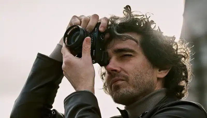 Sony представи компактния безогледален фотоапарат RX1R III с пълнокадров 61-мегапикселов сензор и несменяем обектив за 100