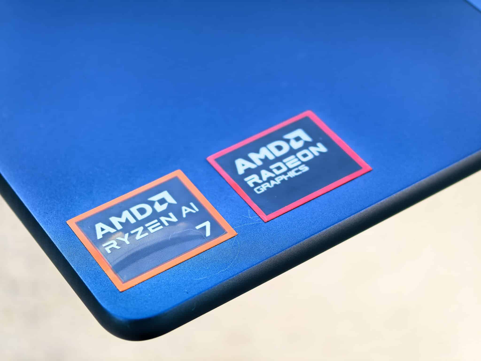 Yoga 7 2-in-1 с Ryzen AI: OLED екран, интелигентна мощ и гъвкавост без компромис