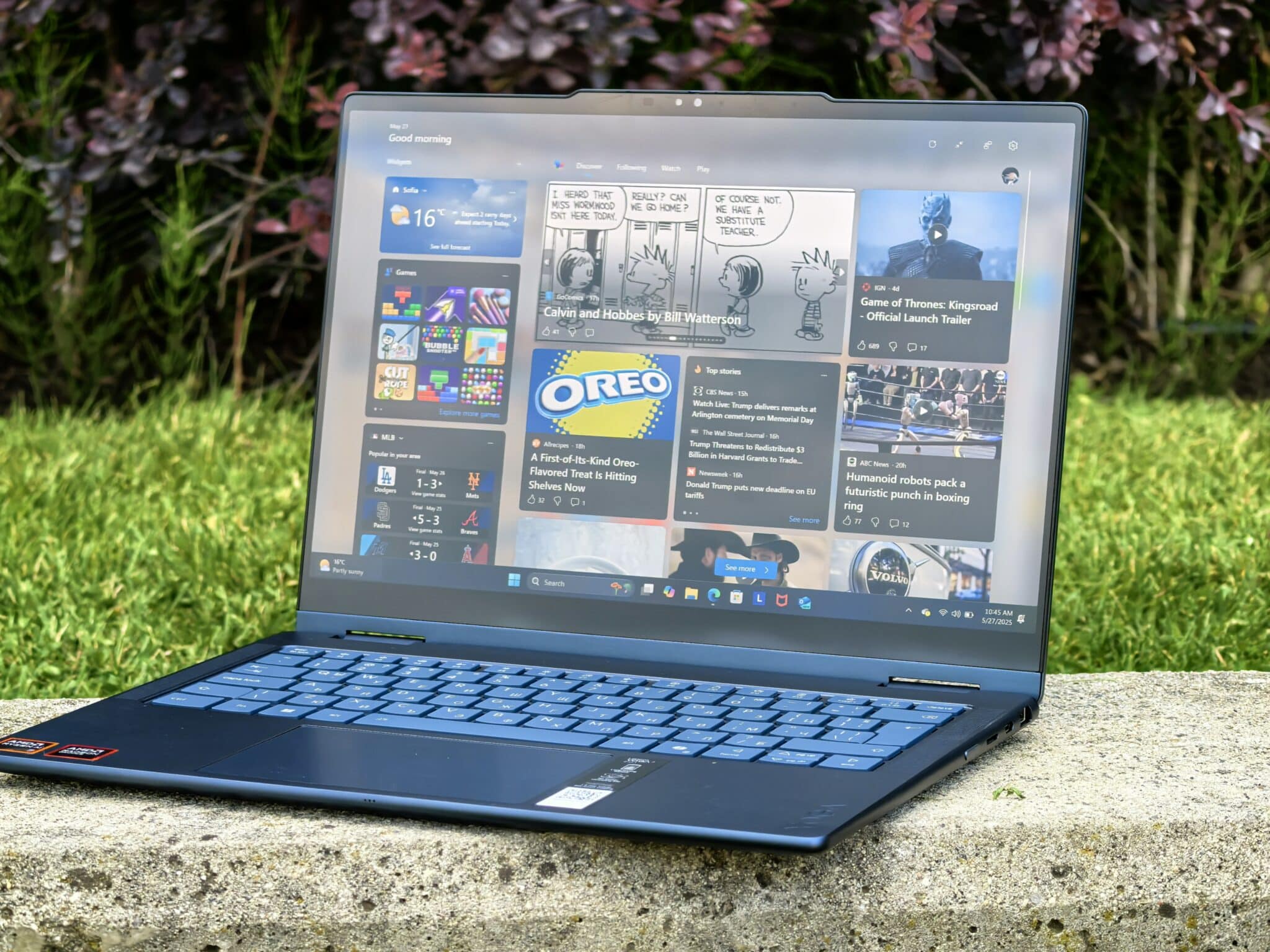 Yoga 7 2-in-1 с Ryzen AI: OLED екран, интелигентна мощ и гъвкавост без компромис