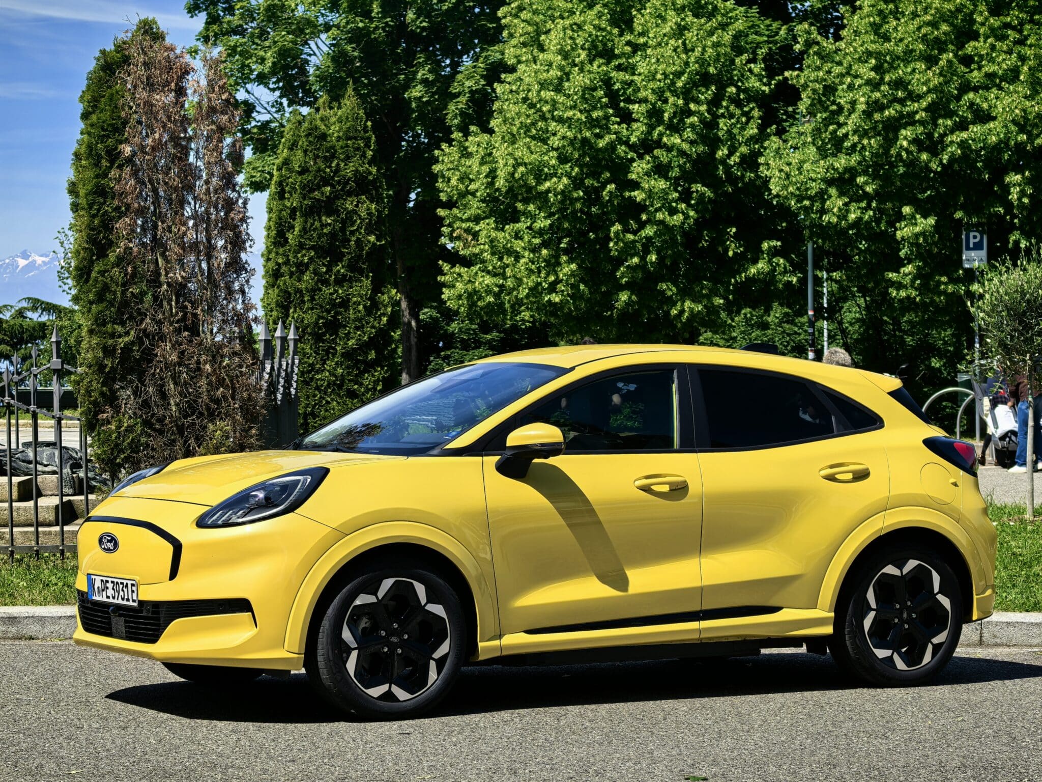 Жълтата пантера в Торино: Ford Puma Gen-E ни поведе на италианско електрическо пътешествие