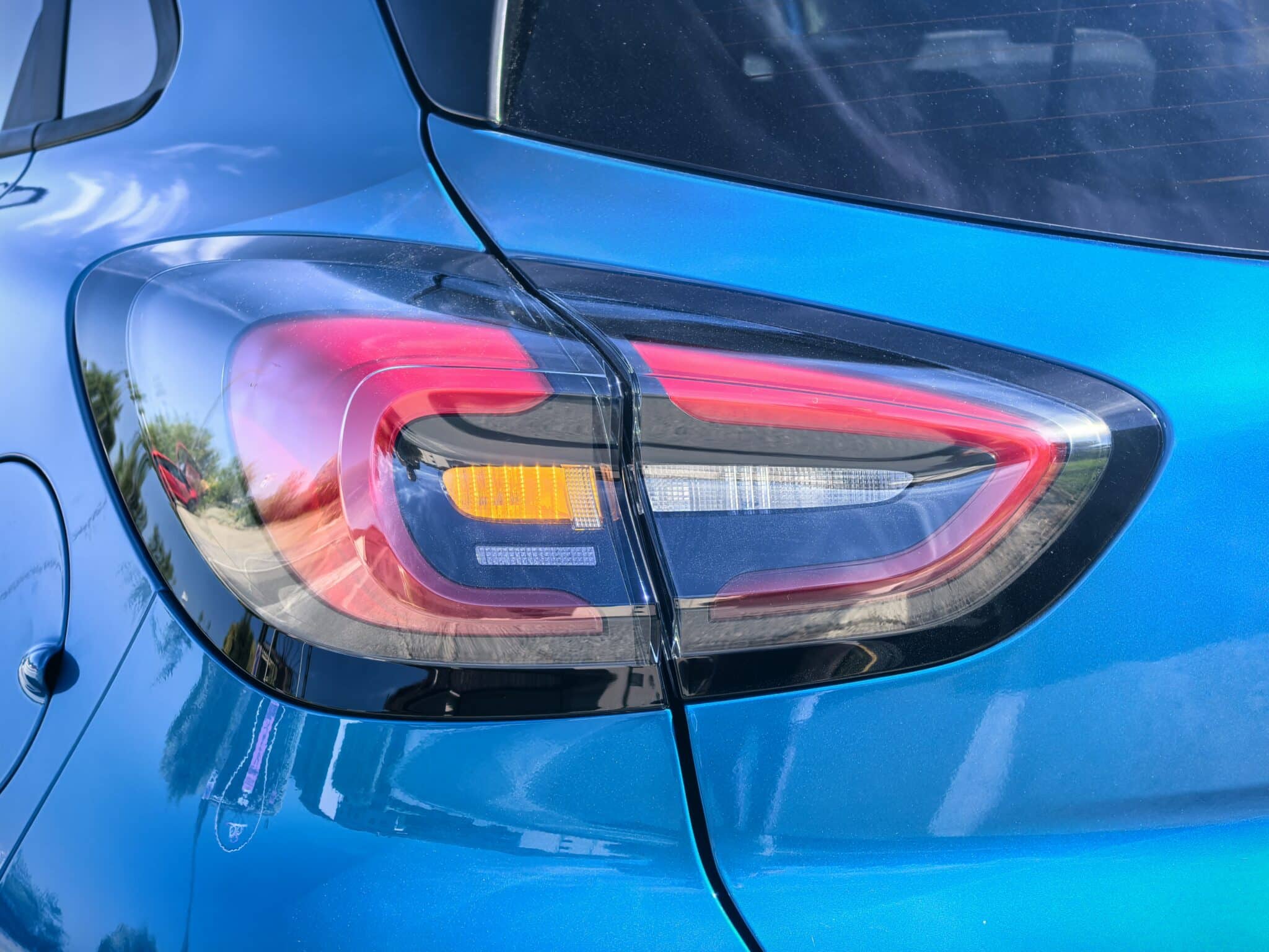 Жълтата пантера в Торино: Ford Puma Gen-E ни поведе на италианско електрическо пътешествие
