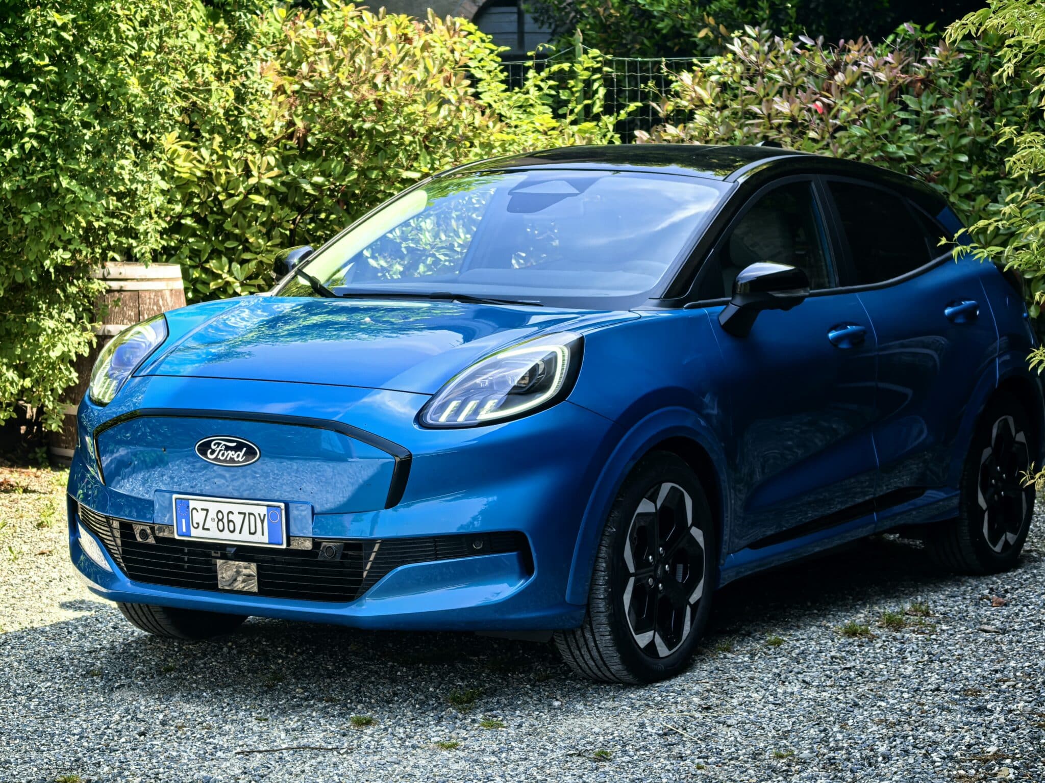 Жълтата пантера в Торино: Ford Puma Gen-E ни поведе на италианско електрическо пътешествие