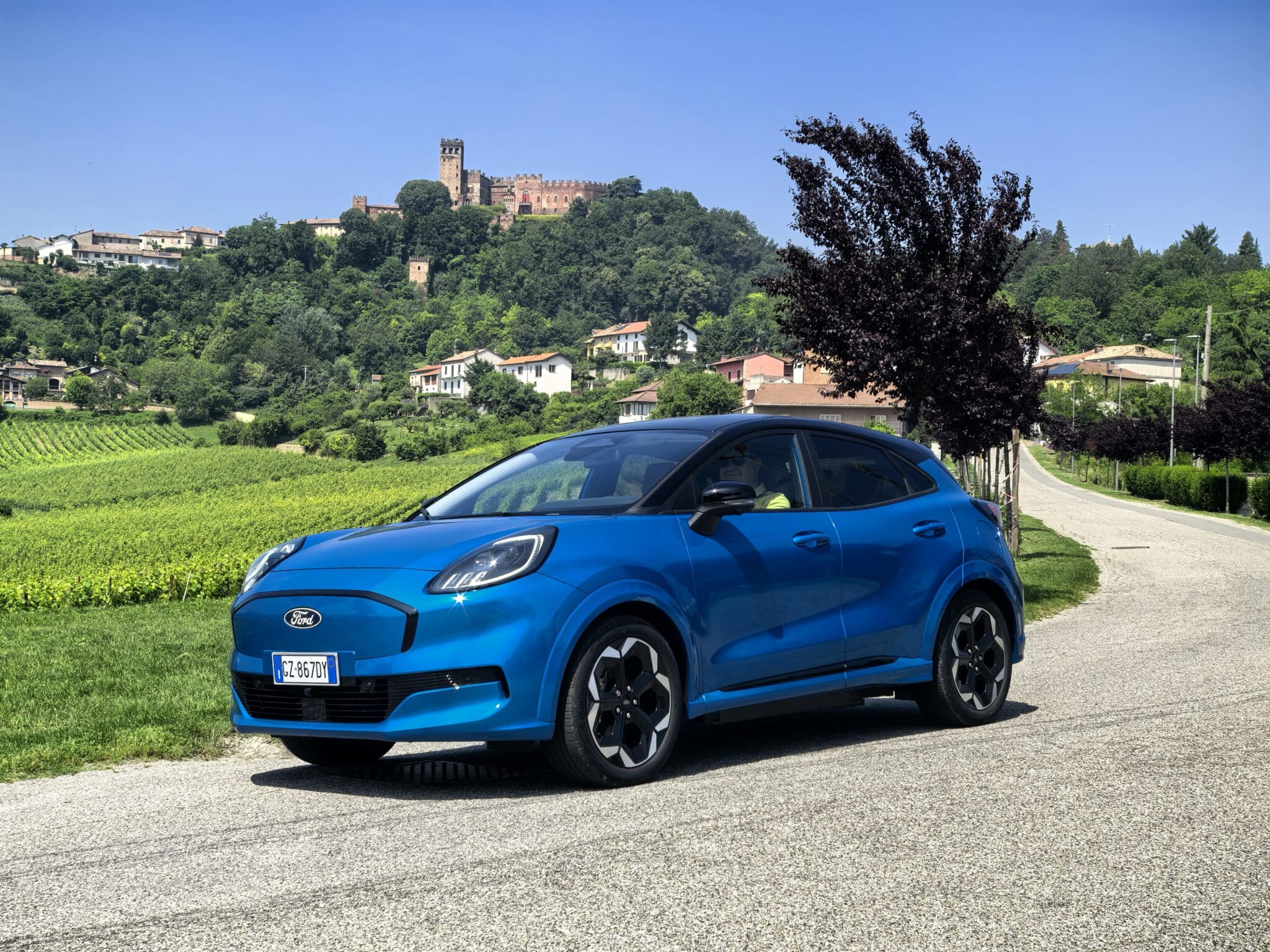 Жълтата пантера в Торино: Ford Puma Gen-E ни поведе на италианско електрическо пътешествие