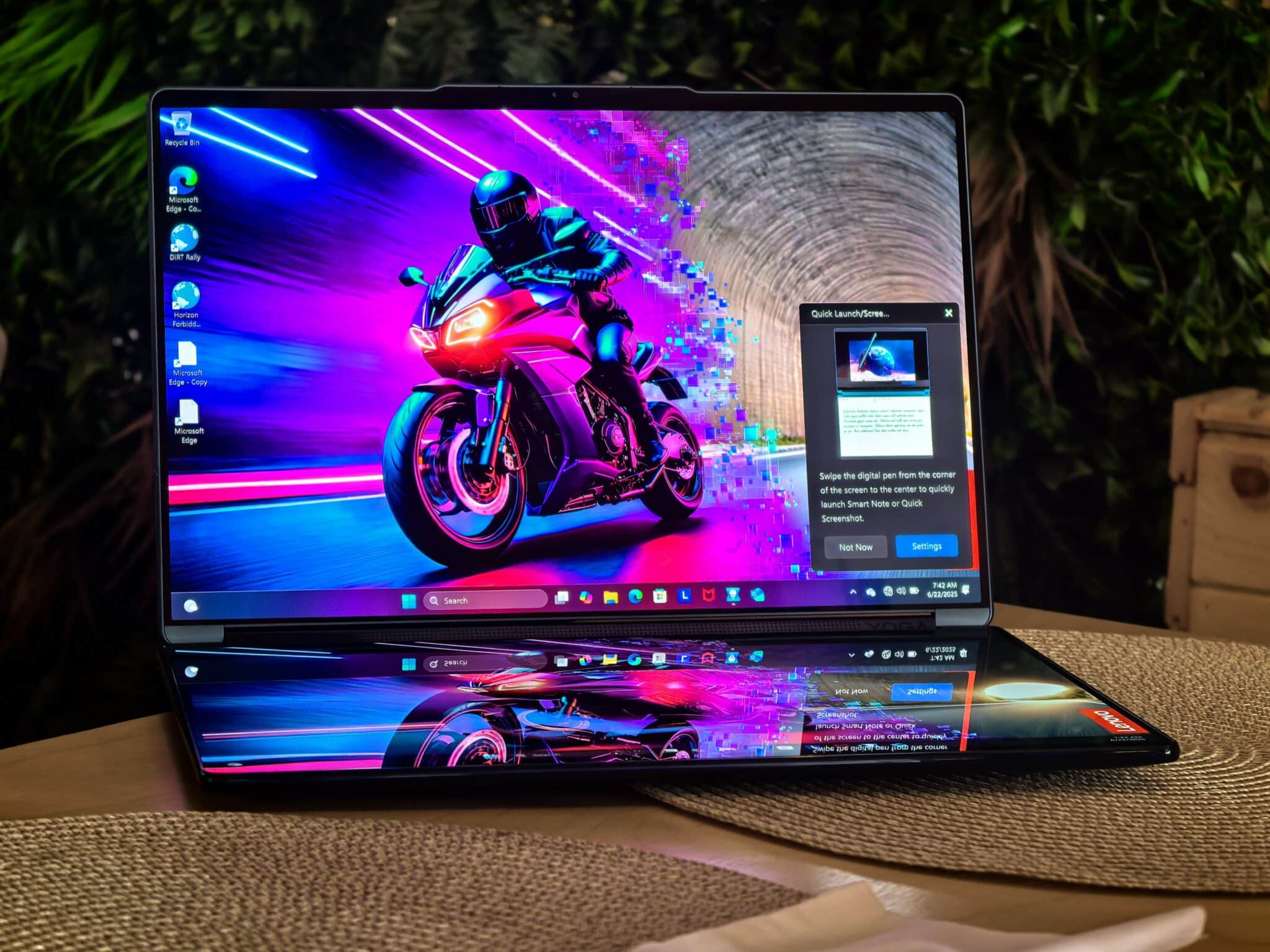 Йога за ума: новото поколение Lenovo Book 9i разтяга границите на възможното