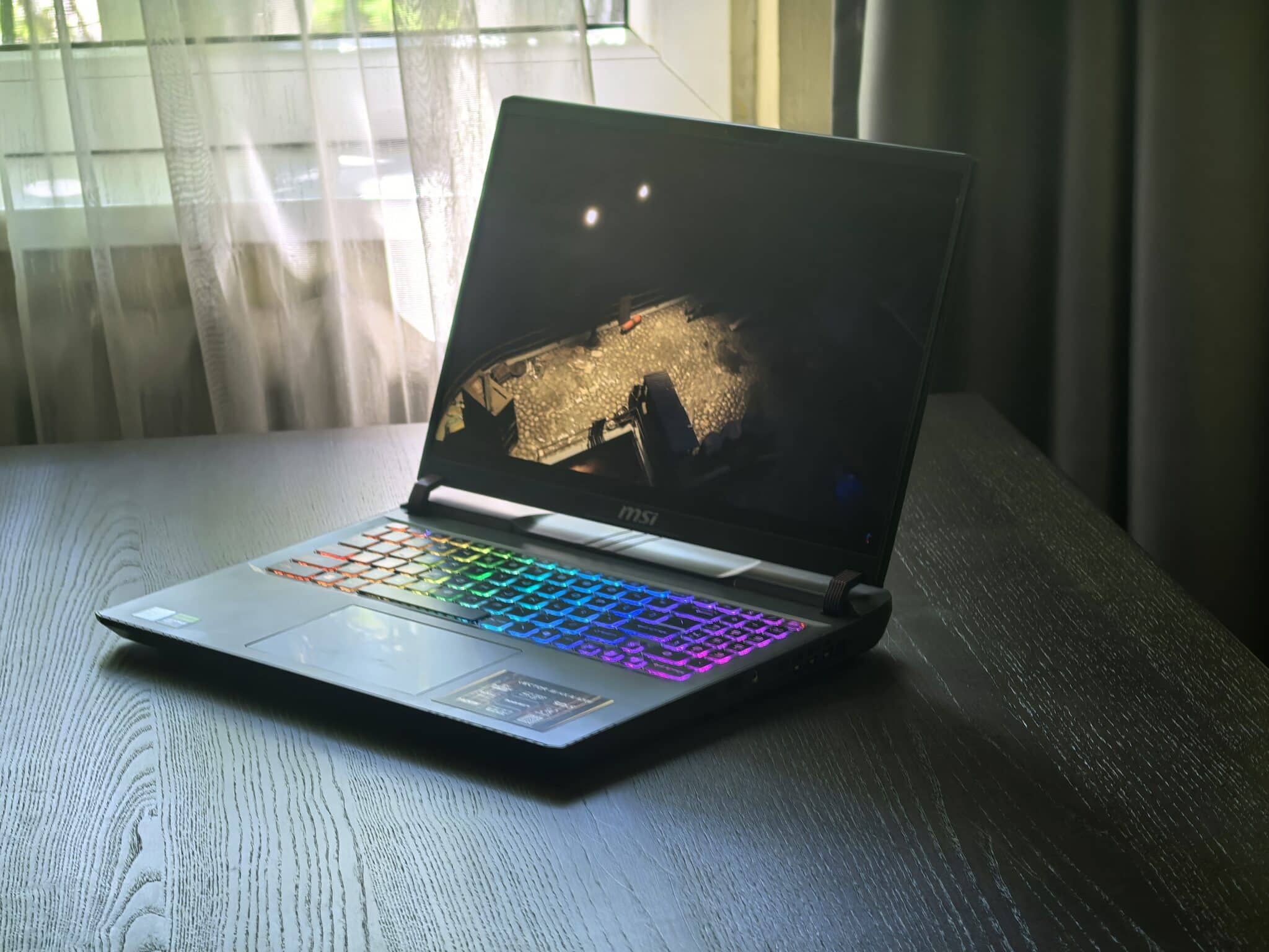 MSI Vector 16 HX AI – Премиум технологии, геймърска мощ и Thunderbolt 5 без премиум цена