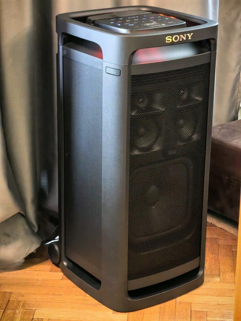 Sony ULT Tower 9AC: Парти звярът, който можеш да изведеш навън