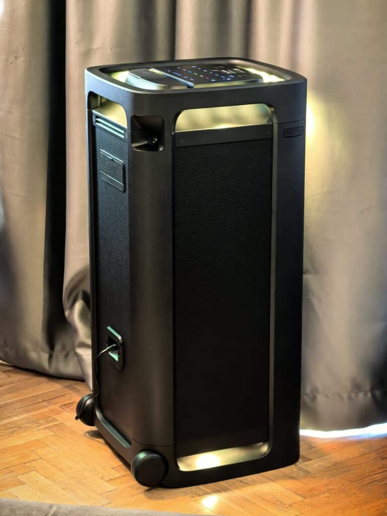 Sony ULT Tower 9AC: Парти звярът, който можеш да изведеш навън
