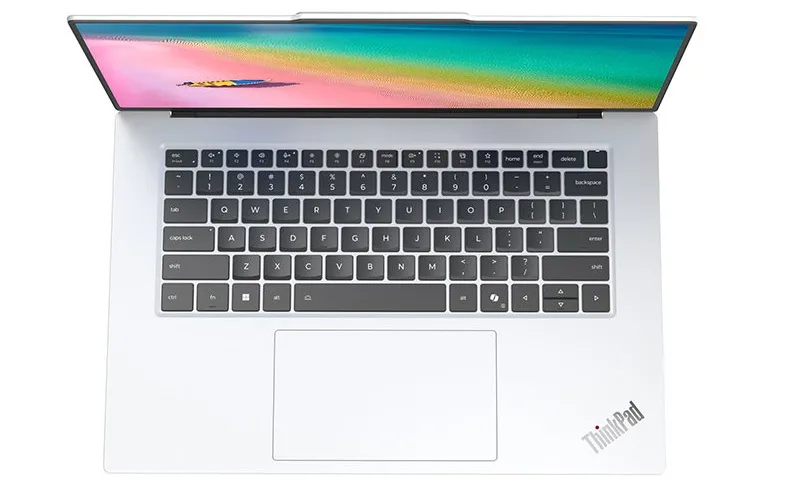 Lenovo счупи традицията: ThinkPad вече и в бяло с ултра тънкия AI лаптоп X9 Aura