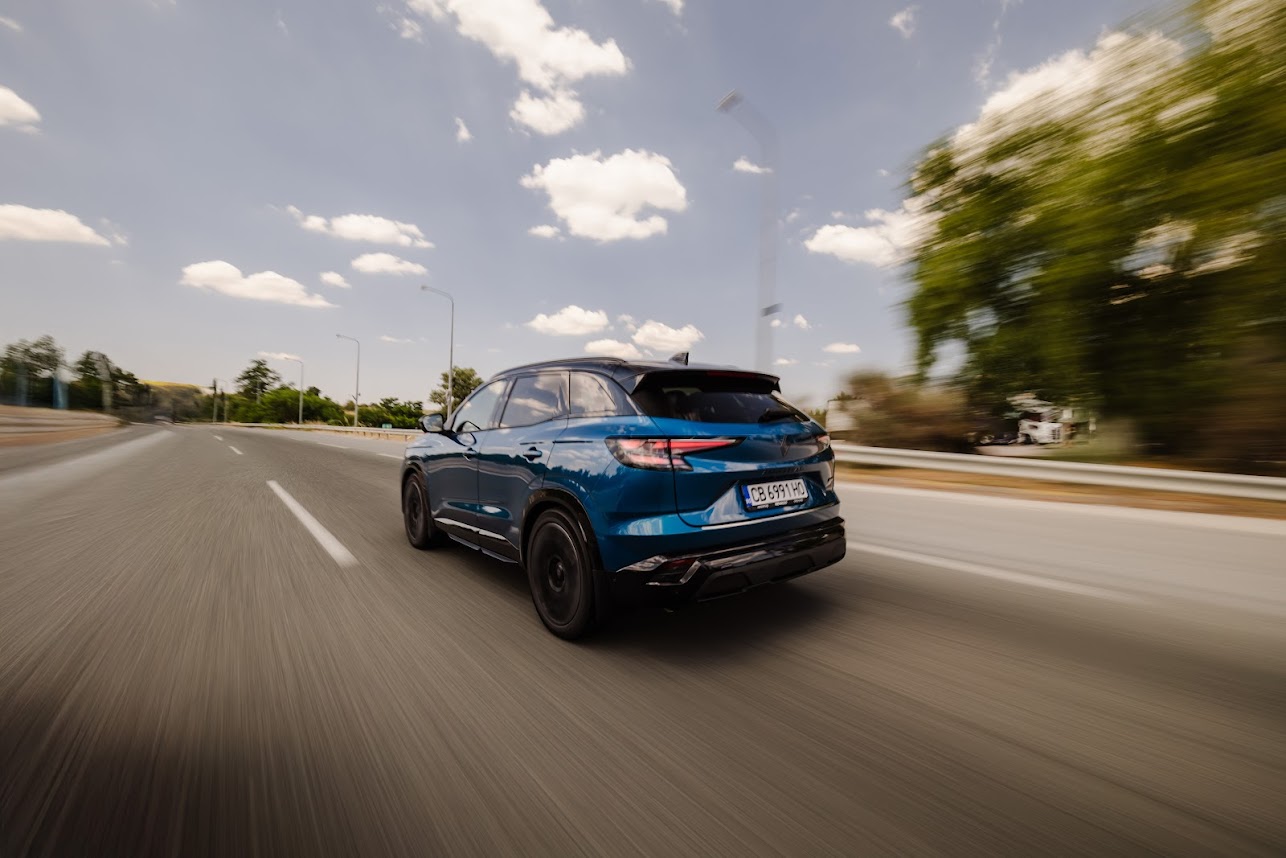 Renault Austral: Блус на четири колела с френска душа
