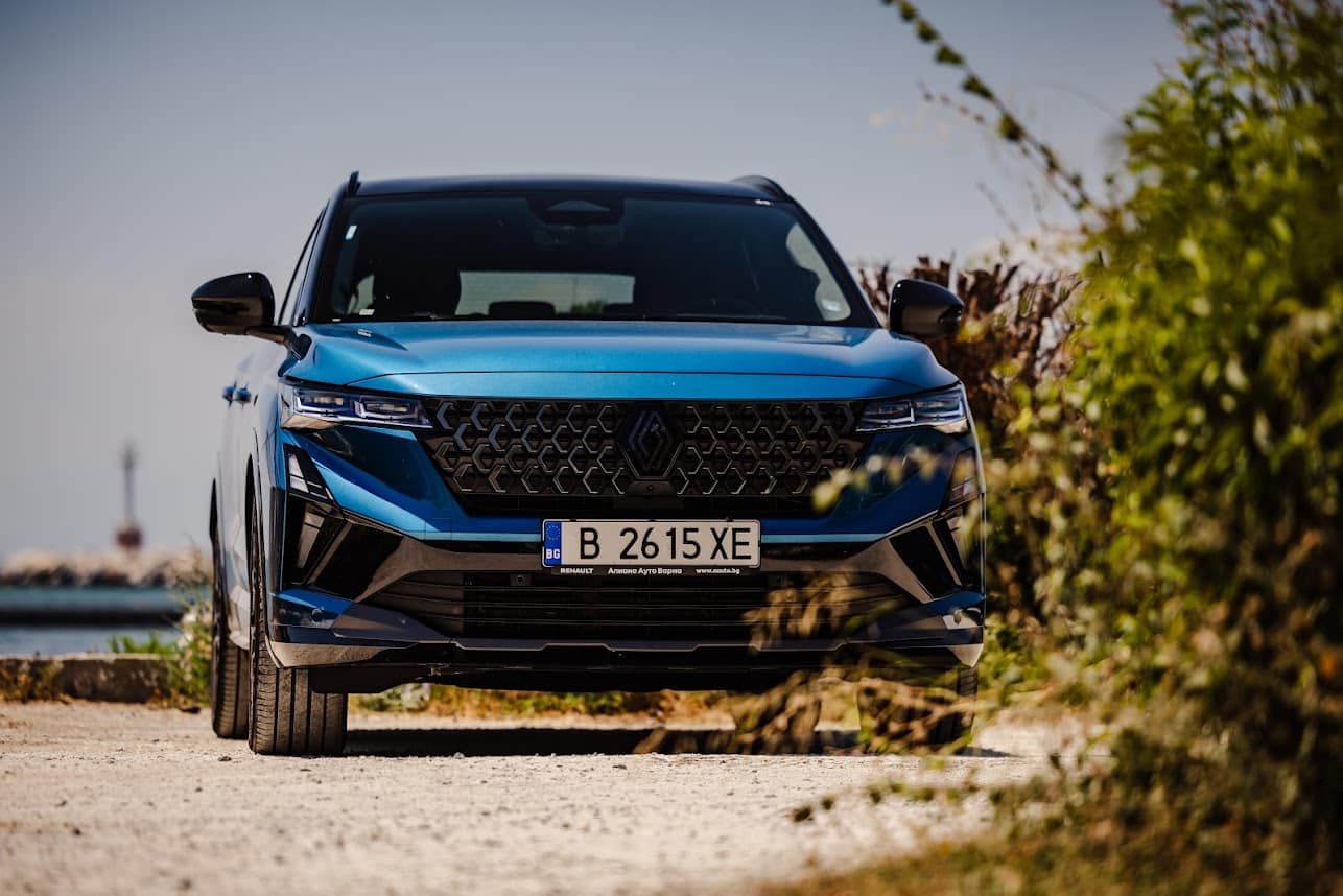 Renault Austral: Блус на четири колела с френска душа