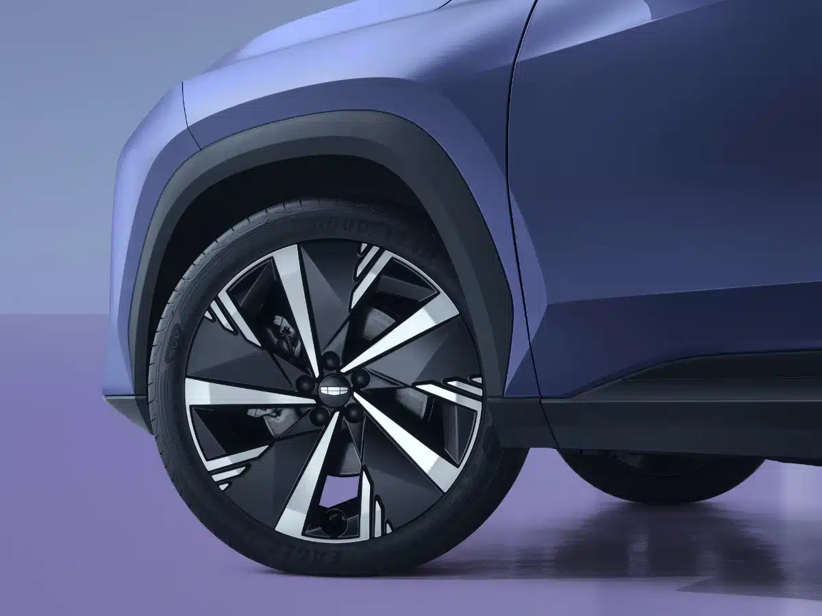 Geely Starray: Изгряваща звезда от Китай, която мисли като смартфон, уверено влиза в завоите, владее магистралата и се движи с лекота в града