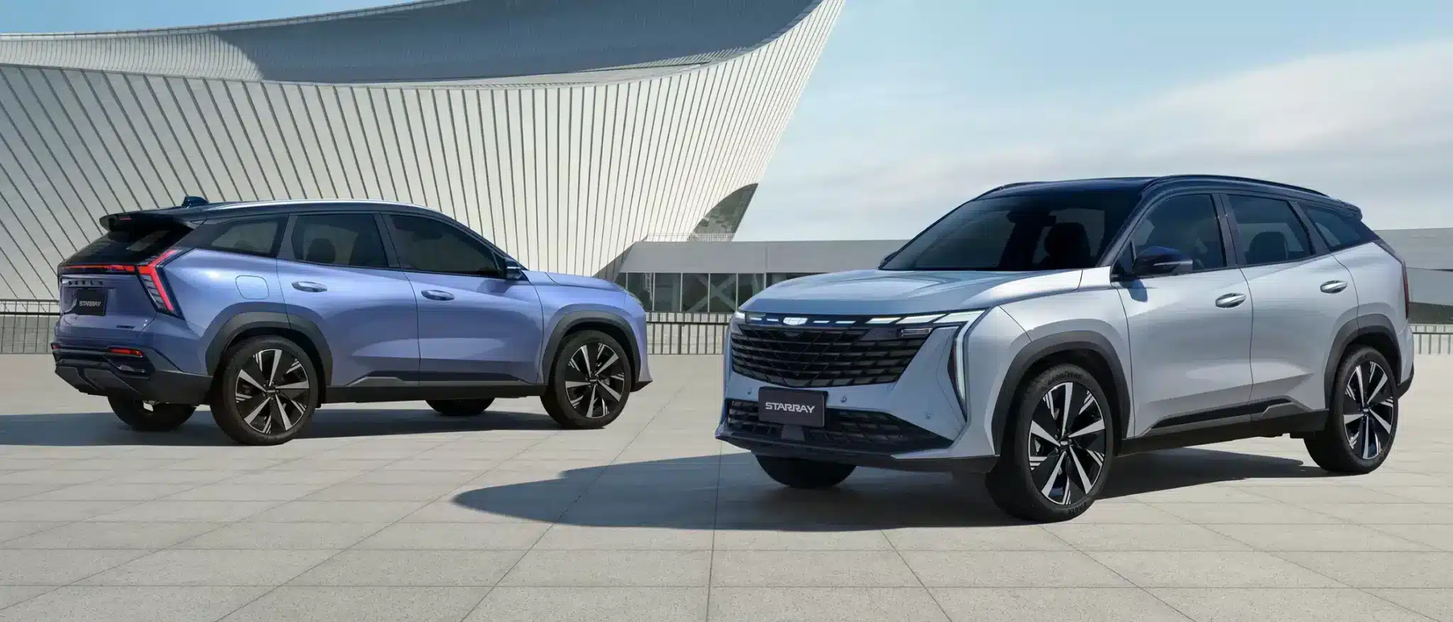 Geely Starray: Изгряваща звезда от Китай, която мисли като смартфон, уверено влиза в завоите, владее магистралата и се движи с лекота в града