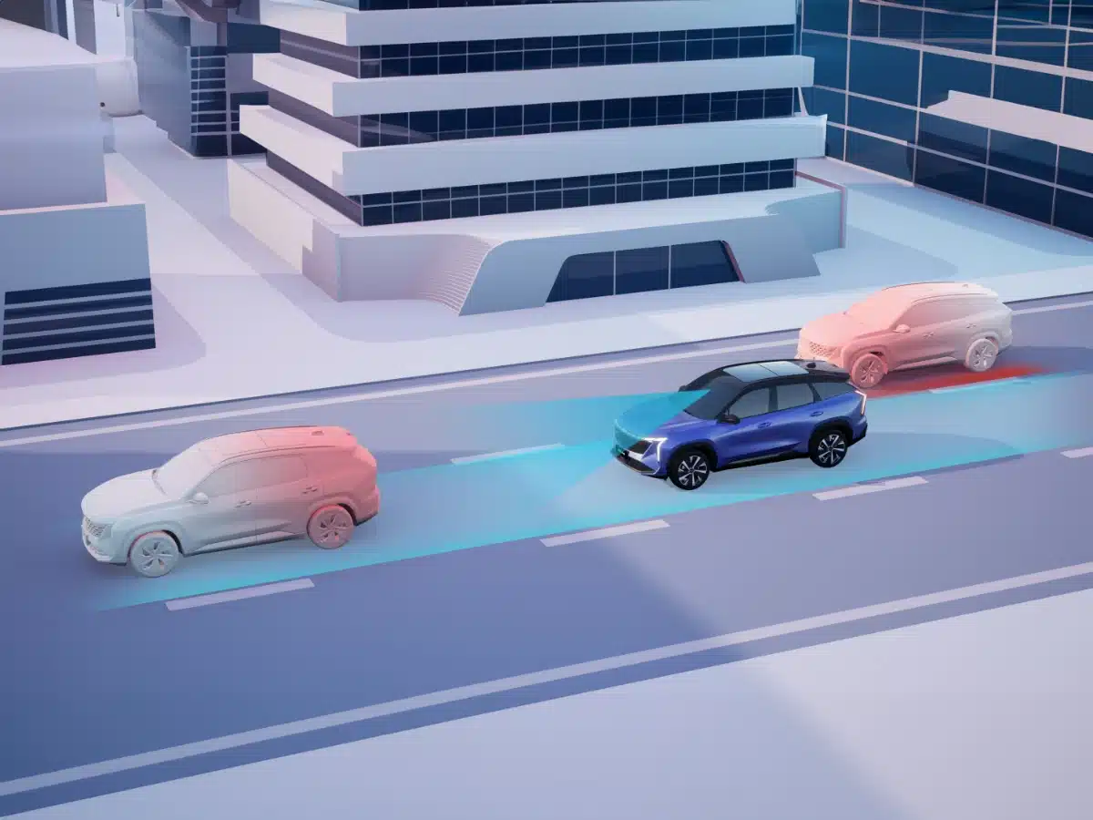 Geely Starray: Изгряваща звезда от Китай, която мисли като смартфон, уверено влиза в завоите, владее магистралата и се движи с лекота в града