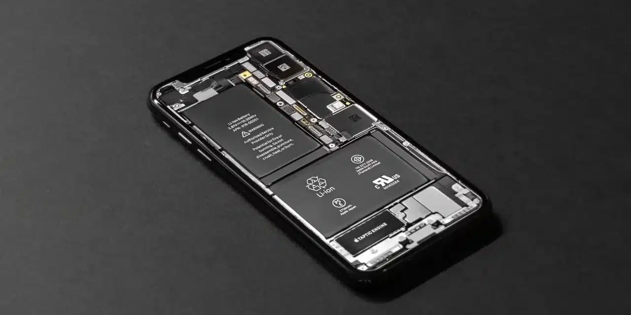 Смартфонът, който идва с определен срок на годност