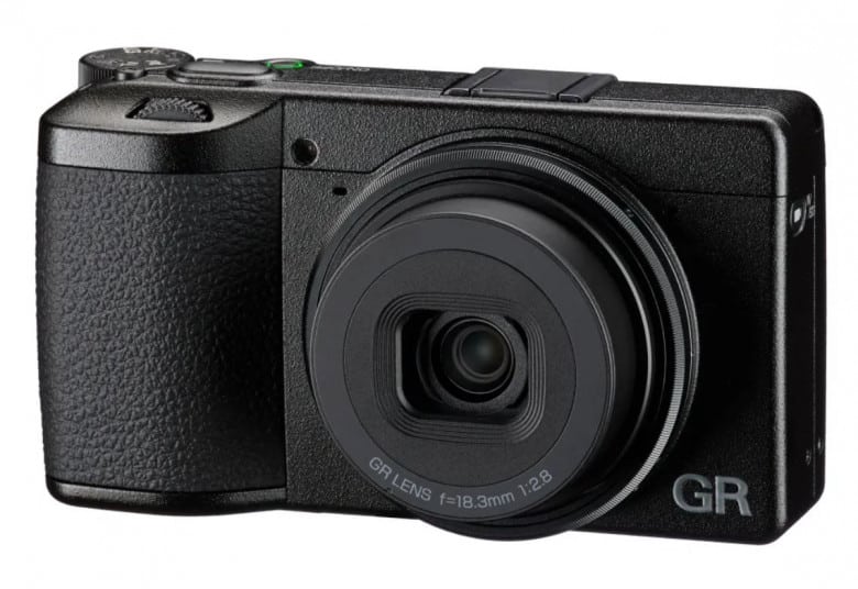 Компактният фотоапарат Ricoh GR IV ще се появи през септември на цена от 00